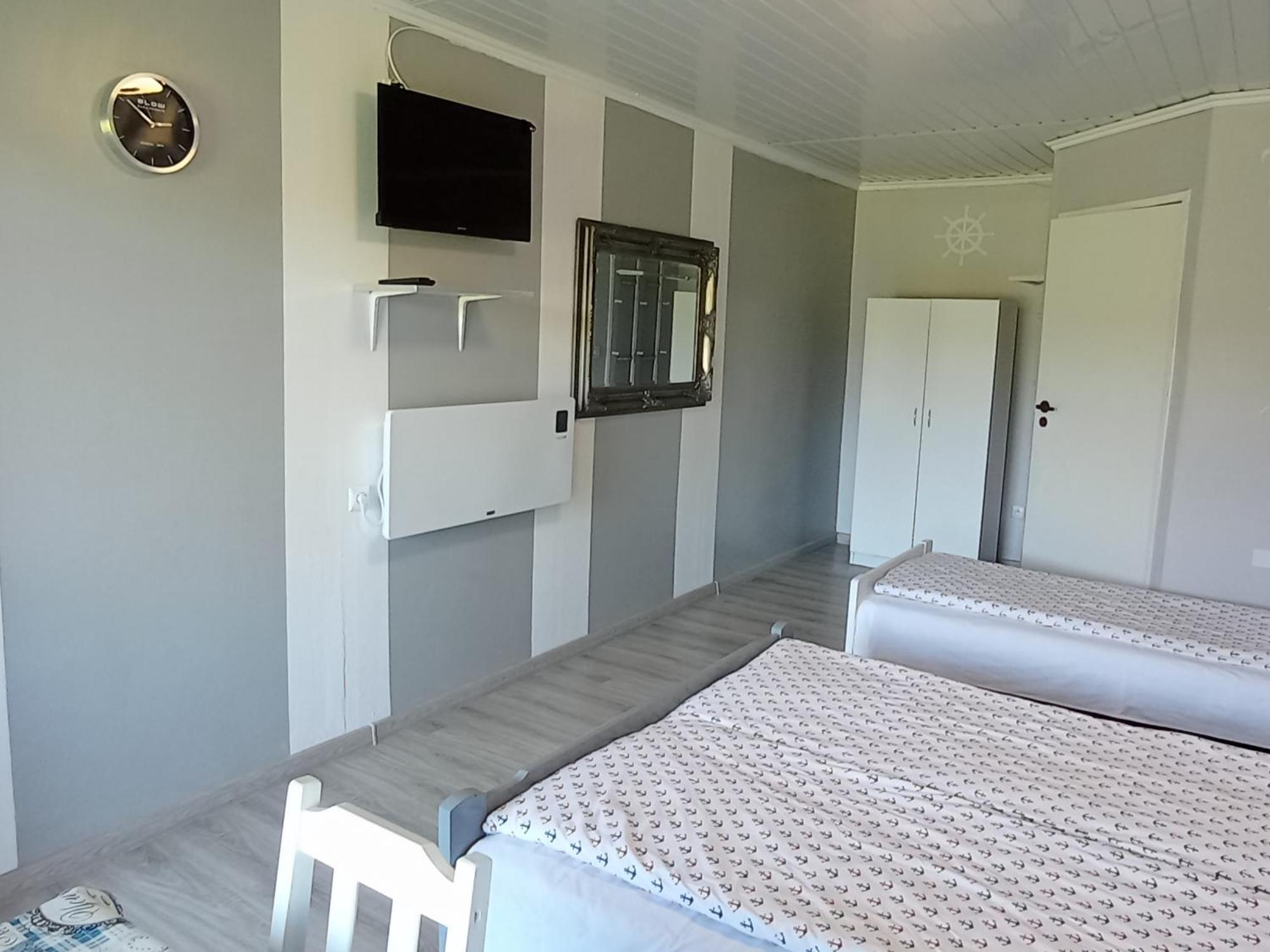 Anrema - Pokoje 21M2 Swarzewo Buitenkant foto